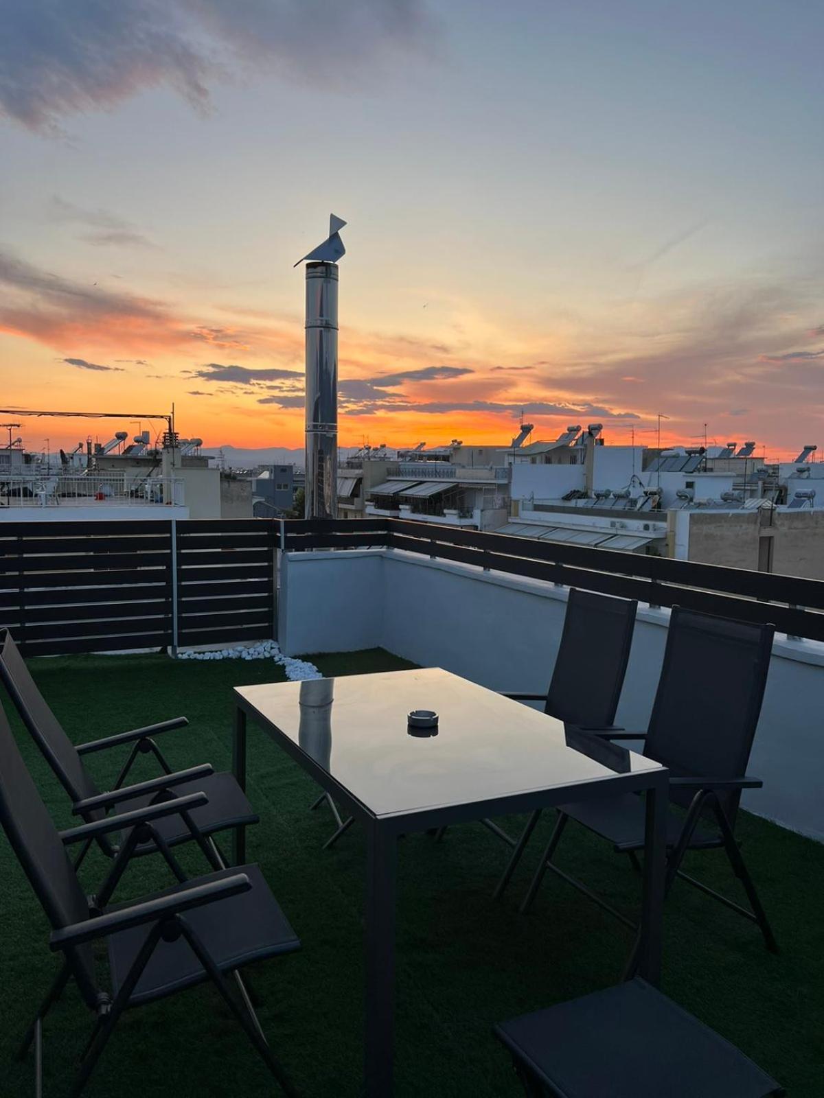 Loft Spa Greece - Enjoy Our Jacuzzi 칼라마타 외부 사진